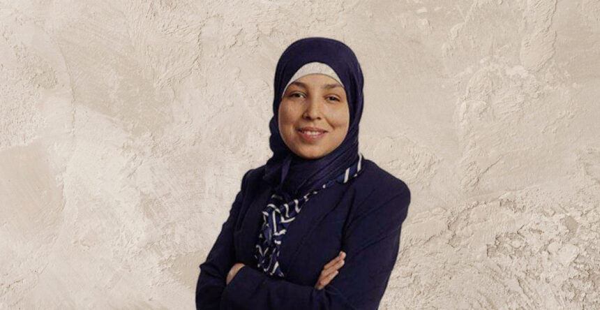 سارة منقارة