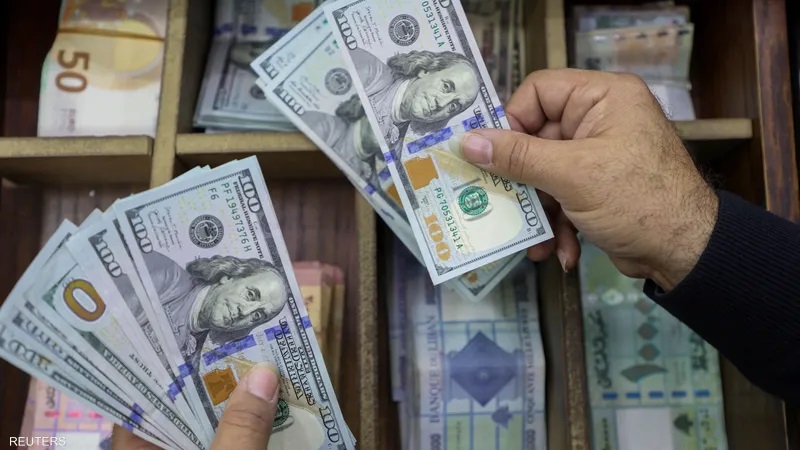 الليرة والدولار