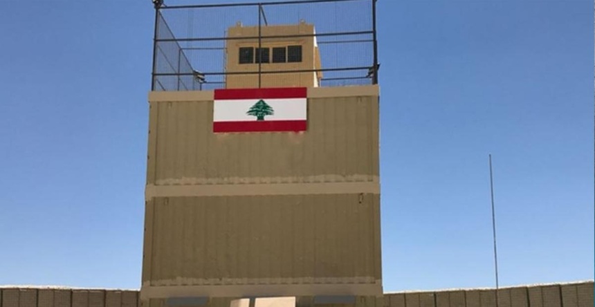 الابراج على الحدود
