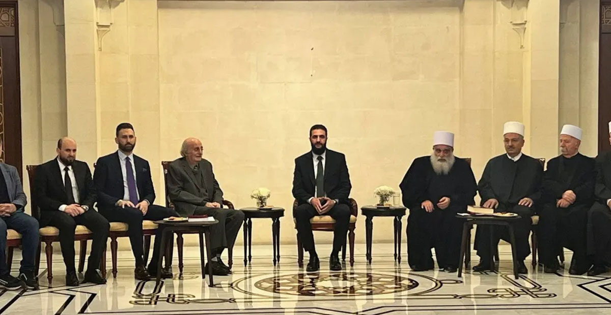 جنبلاط والشرع