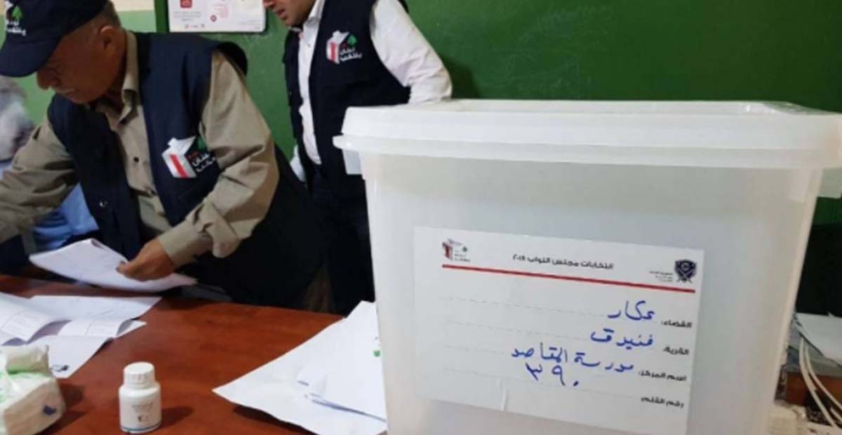 يتوقّع أبناء عكّار أنْ تكون معركتهم في 11 أيّار المقبل "حامية" على المستوى العائليّ لا السياسيّ
